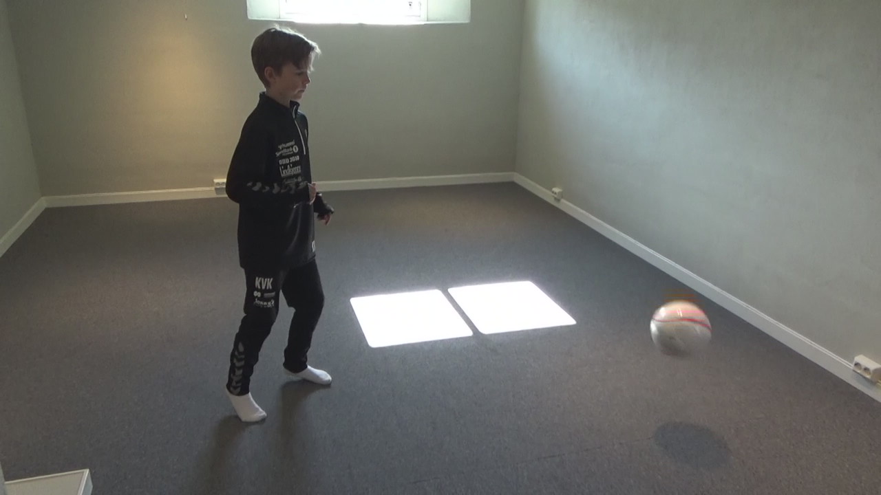 16 Halv volley-vrist.mp4